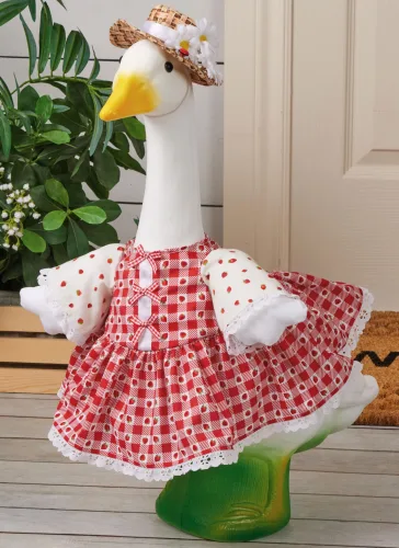 View image 5 of 7 for Simplicity S3158 Sewing Pattern Summer Clothes for Porch and Lawn Geese, One Size